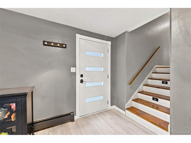 3037 University Ave, Longmont, CO 80503