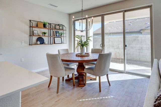 2450 E O'keefe Drive, Fresno, CA 93720