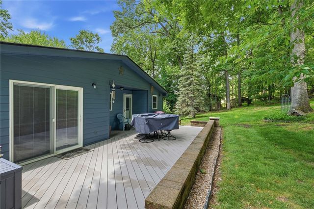 225 Woodcroft Rd, Economy, PA 15005