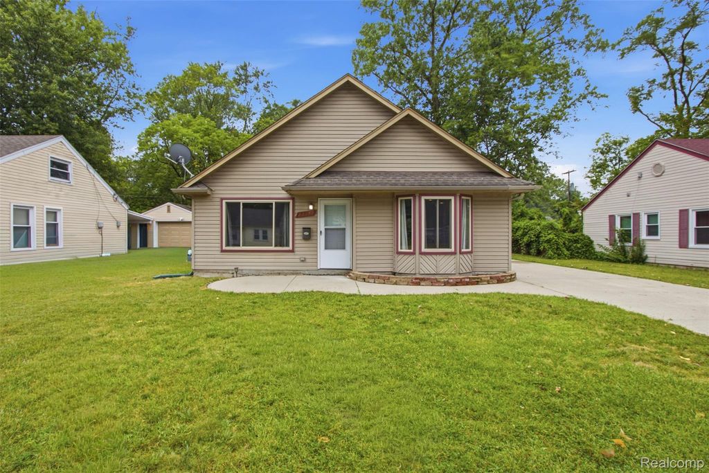 22141 Condon Street, Oak Park, MI 48237