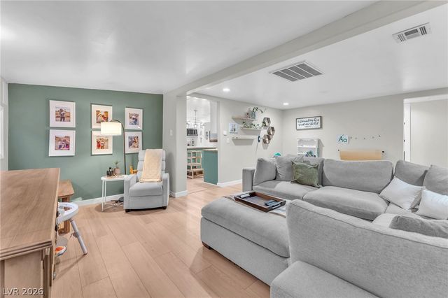 605 L Avenue, Boulder City, NV 89005