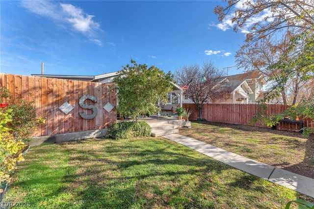 605 L Avenue, Boulder City, NV 89005