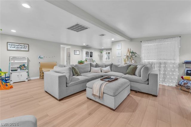 605 L Avenue, Boulder City, NV 89005
