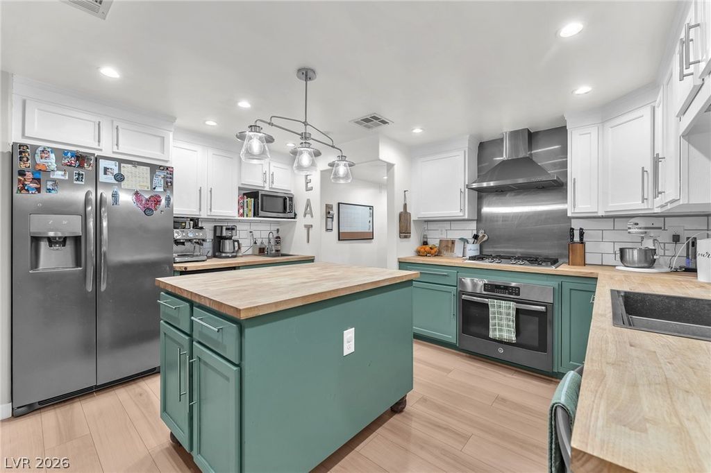 605 L Avenue, Boulder City, NV 89005