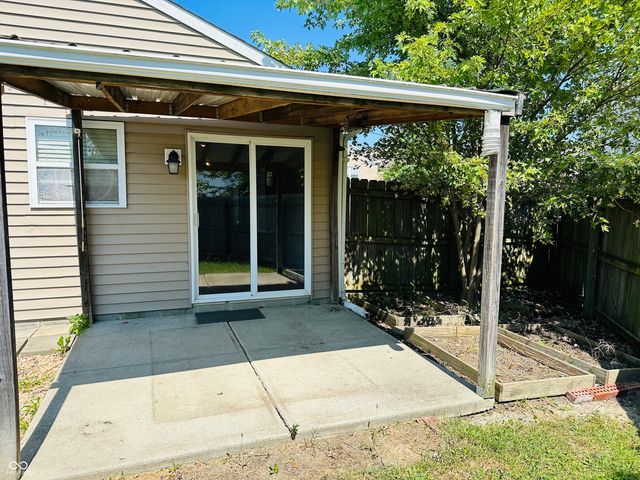 3249 Cork Bend Drive, Indianapolis, IN 46239