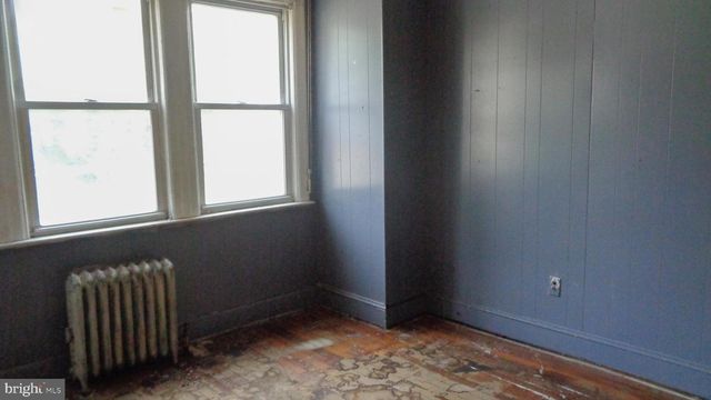 25 SANFORD ST, Trenton, NJ 08618