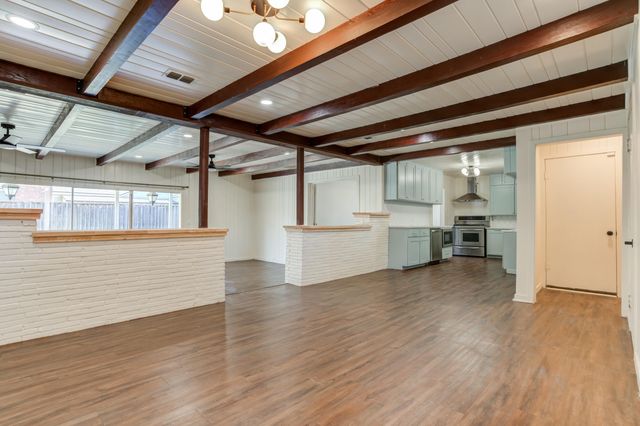 2618 31st Street, Lubbock, TX 79410