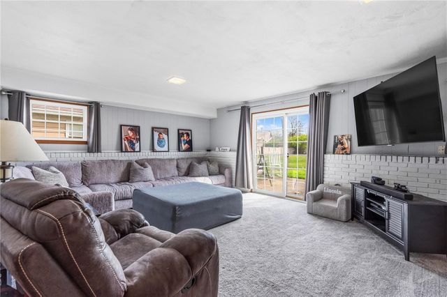 709 Park Drive, Middletown, OH 45044