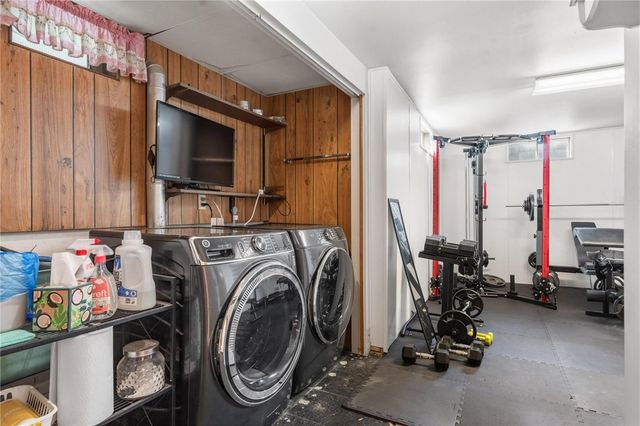 709 Park Drive, Middletown, OH 45044