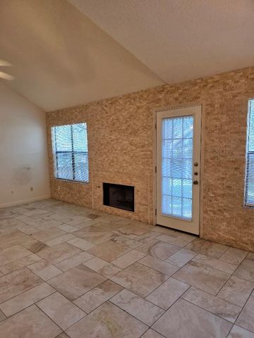 7020 Riverton DR, Austin, TX 78729
