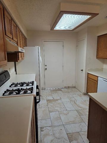 7020 Riverton DR, Austin, TX 78729