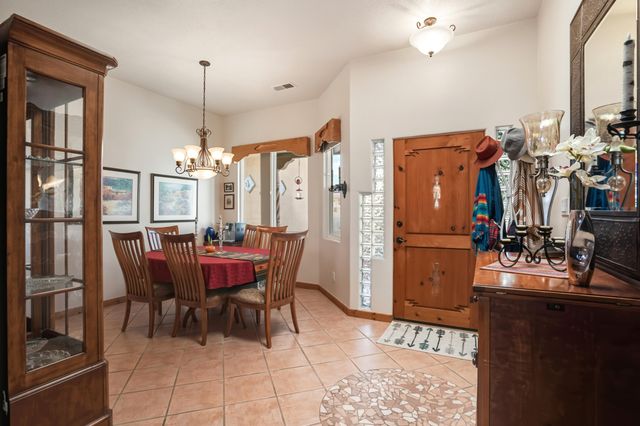 612 SONORA Road NE, Rio Rancho, NM 87144