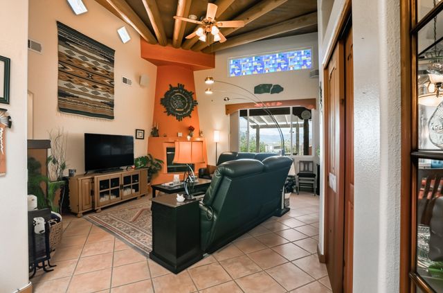 612 SONORA Road NE, Rio Rancho, NM 87144
