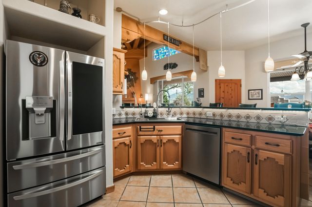 612 SONORA Road NE, Rio Rancho, NM 87144