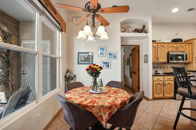 612 SONORA Road NE, Rio Rancho, NM 87144