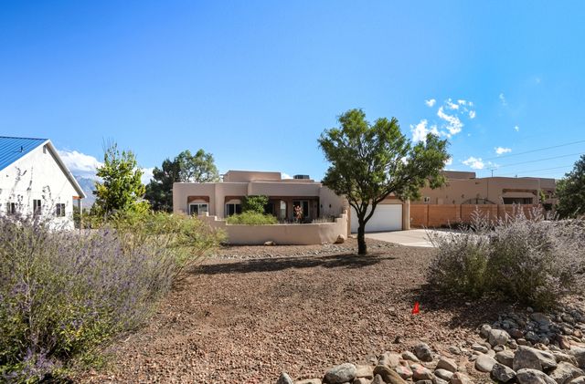 612 SONORA Road NE, Rio Rancho, NM 87144