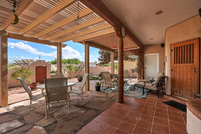 612 SONORA Road NE, Rio Rancho, NM 87144