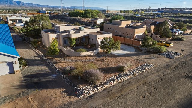 612 SONORA Road NE, Rio Rancho, NM 87144
