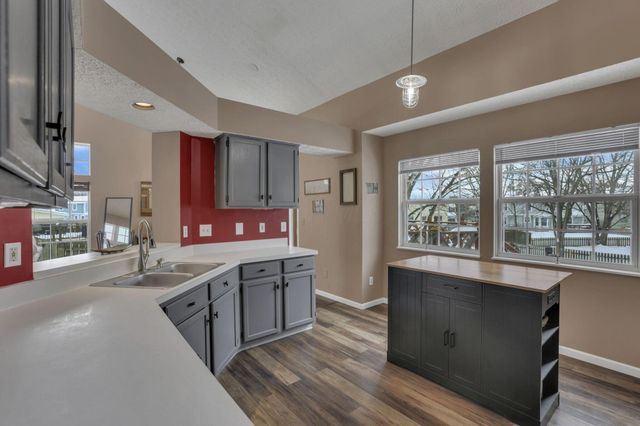 3267 Tumwater Valley Drive, Pickerington, OH 43147