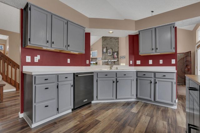 3267 Tumwater Valley Drive, Pickerington, OH 43147