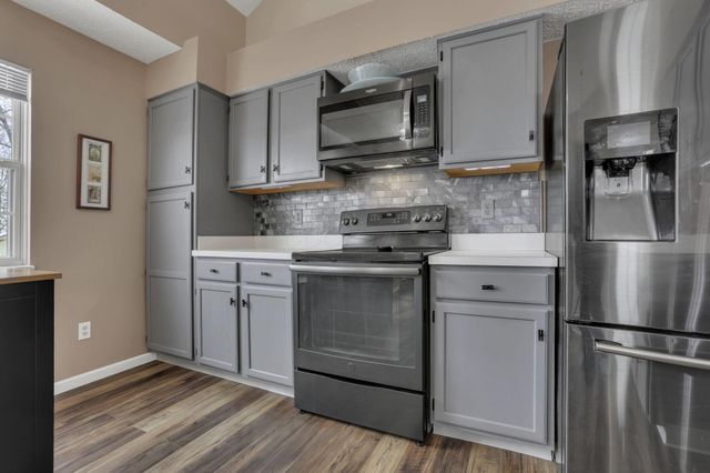 3267 Tumwater Valley Drive, Pickerington, OH 43147