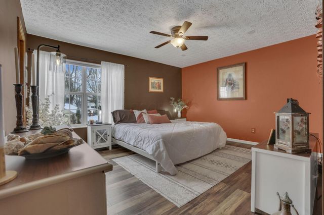 3267 Tumwater Valley Drive, Pickerington, OH 43147