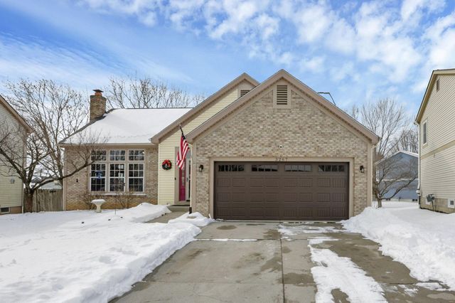3267 Tumwater Valley Drive, Pickerington, OH 43147