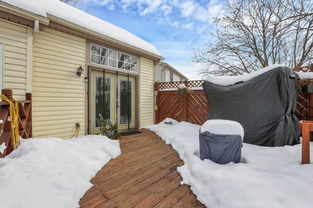 3267 Tumwater Valley Drive, Pickerington, OH 43147