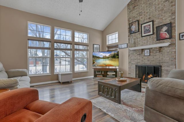 3267 Tumwater Valley Drive, Pickerington, OH 43147