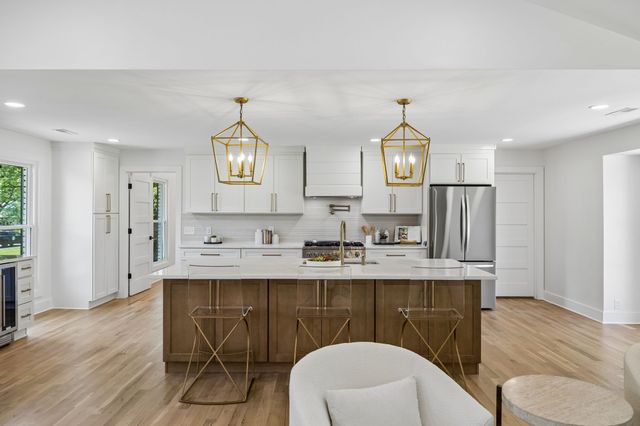 1505 Lipscomb Dr, Brentwood, TN 37027