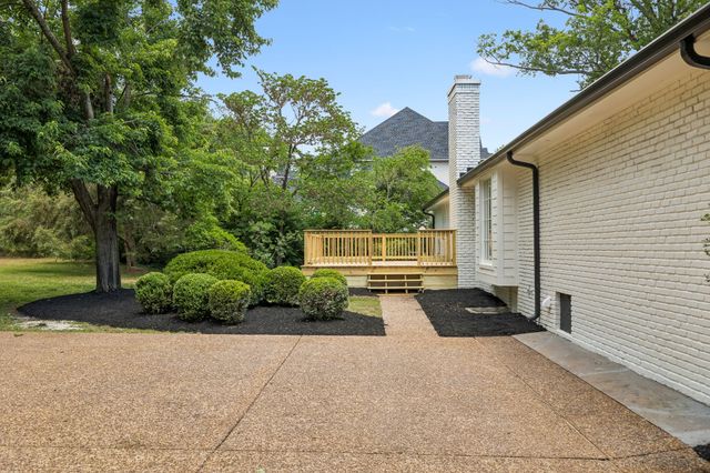 1505 Lipscomb Dr, Brentwood, TN 37027