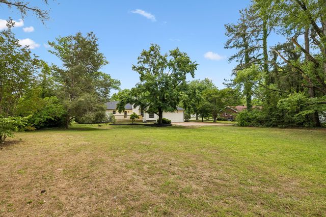 1505 Lipscomb Dr, Brentwood, TN 37027