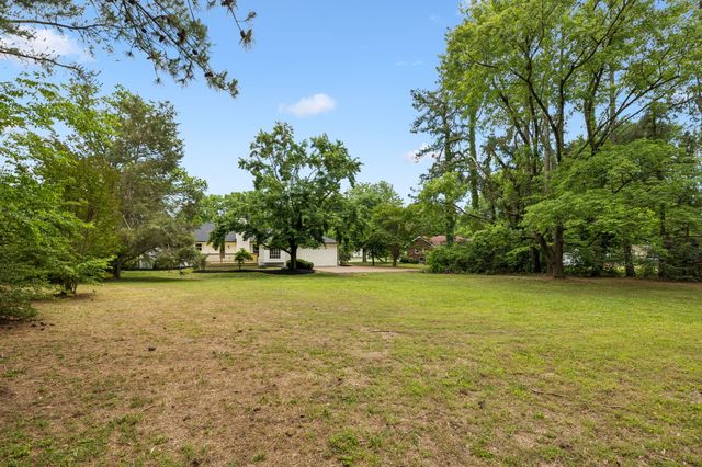 1505 Lipscomb Dr, Brentwood, TN 37027