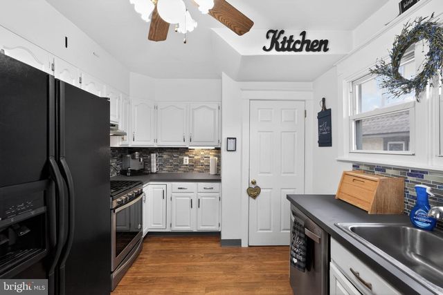 346 WAYNE AVE, Lansdowne, PA 19050