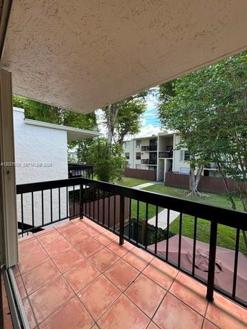 8309 SW 142nd Avenue G203, Miami, FL 33183