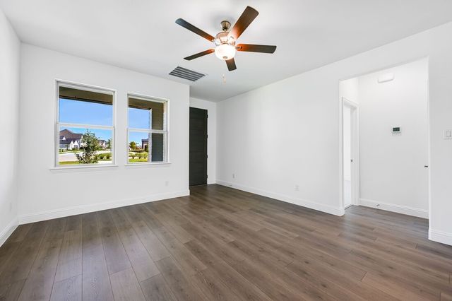 128 North Sky Drive, Celina, TX 75009