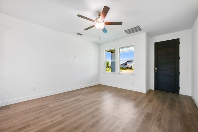 128 North Sky Drive, Celina, TX 75009