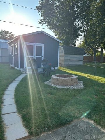 1001 Imperial Boulevard, Springfield, OH 45503