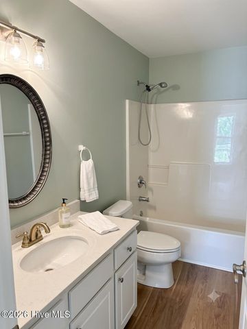 5195 Minnesota Drive SE, Southport, NC 28461
