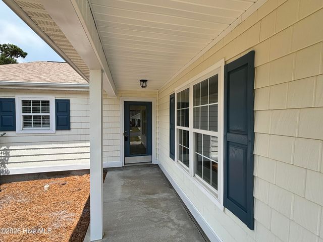 5195 Minnesota Drive SE, Southport, NC 28461