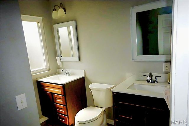 3 Silveroak Drive, Manchester, MO 63021