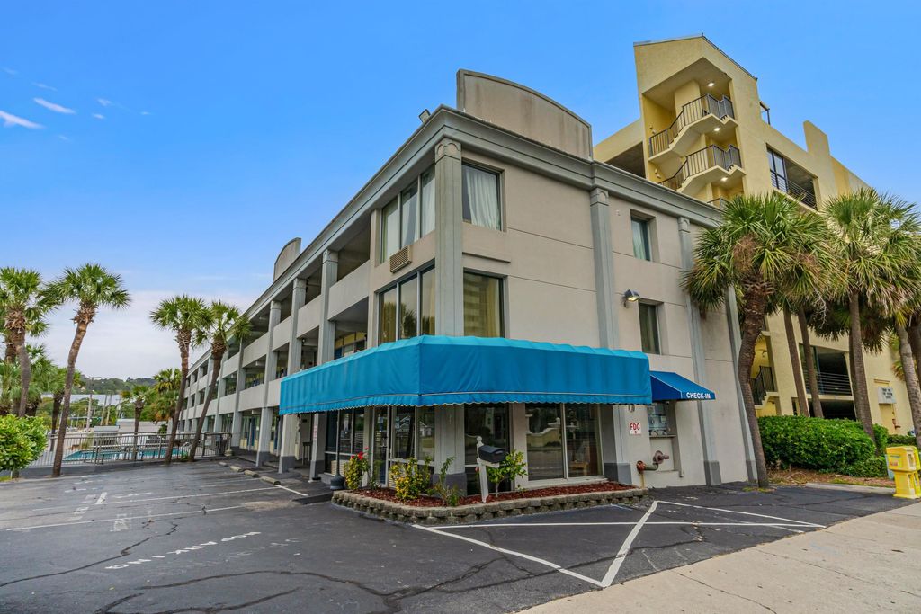 806 S Ocean Blvd., Myrtle Beach, SC 29577 — photo 2