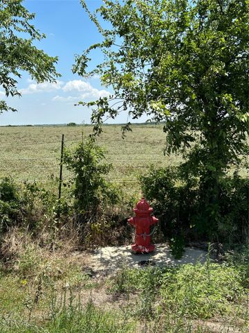 1170 Airport Road, Tioga, TX 76271