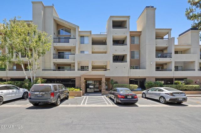 5530 Owensmouth Avenue 114, Woodland Hills, CA 91367