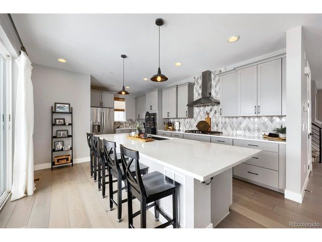 6636 Barnstead Dr, Castle Pines, CO 80108
