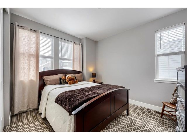 6636 Barnstead Dr, Castle Pines, CO 80108