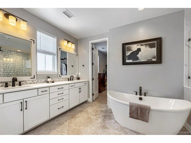 6636 Barnstead Dr, Castle Pines, CO 80108