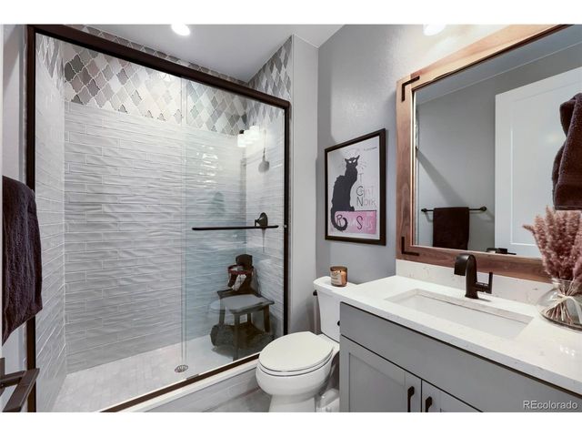 6636 Barnstead Dr, Castle Pines, CO 80108
