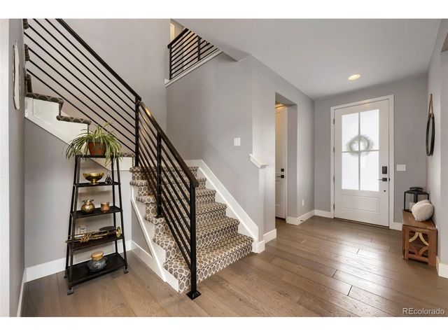 6636 Barnstead Dr, Castle Pines, CO 80108