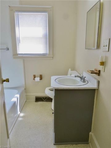 793 Wolf Island Road, Reidsville, NC 27320
